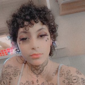 Meet your Posher, Athena